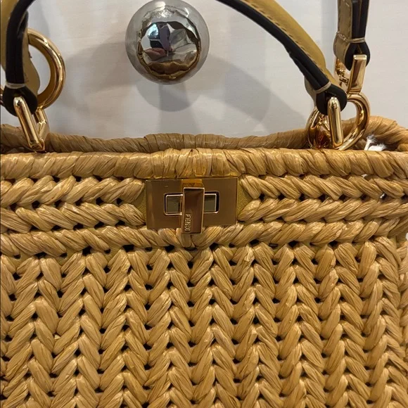 Fendi small raffia peekaboo - Picture 3 of 8